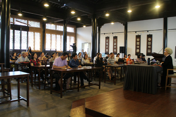 故宫学院（苏州）举办《乾隆皇帝与“兰亭”文化》讲座